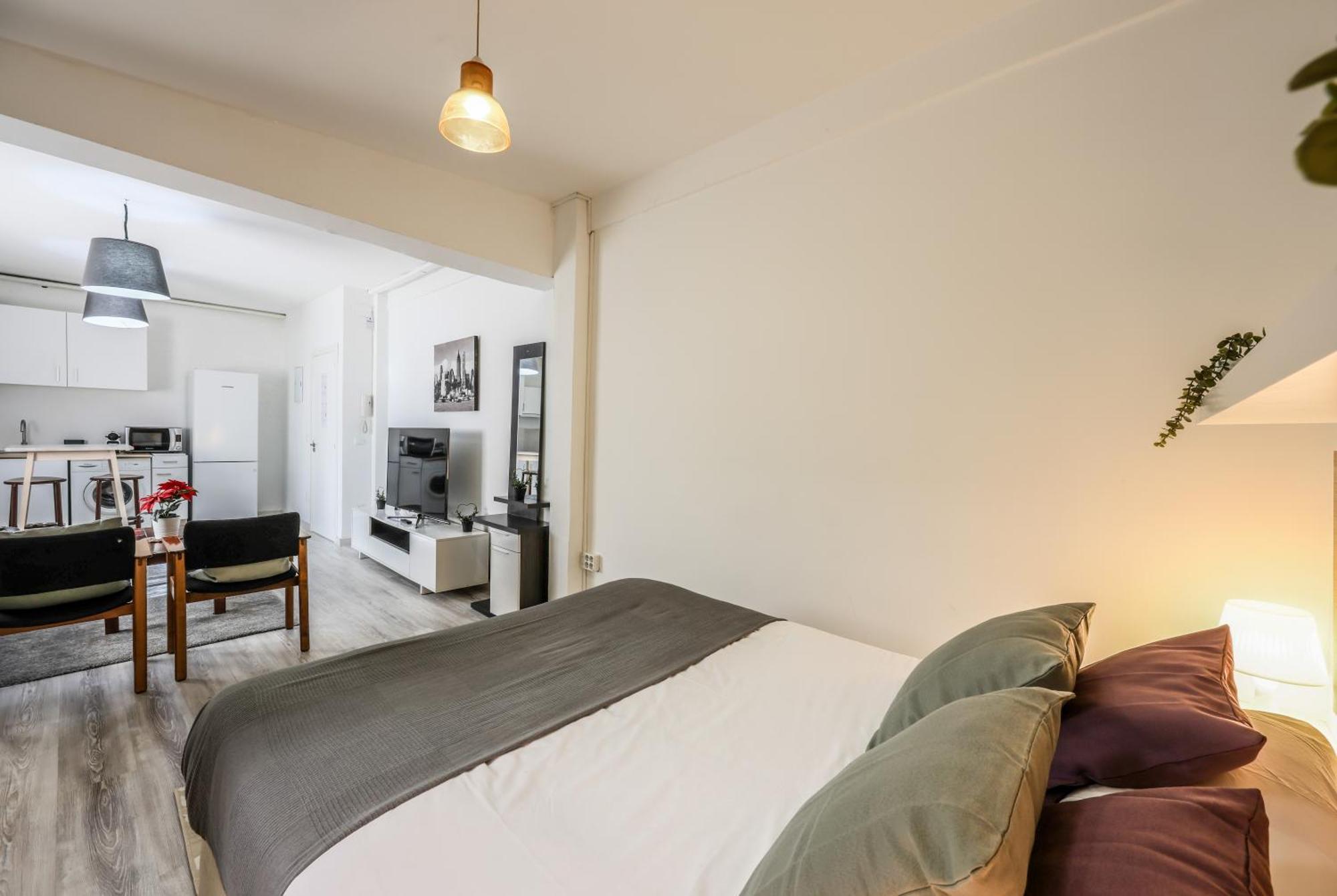 شقة Algaba 28 Estudio San Isidro-Oporto-Vistalege مدريد المظهر الخارجي الصورة