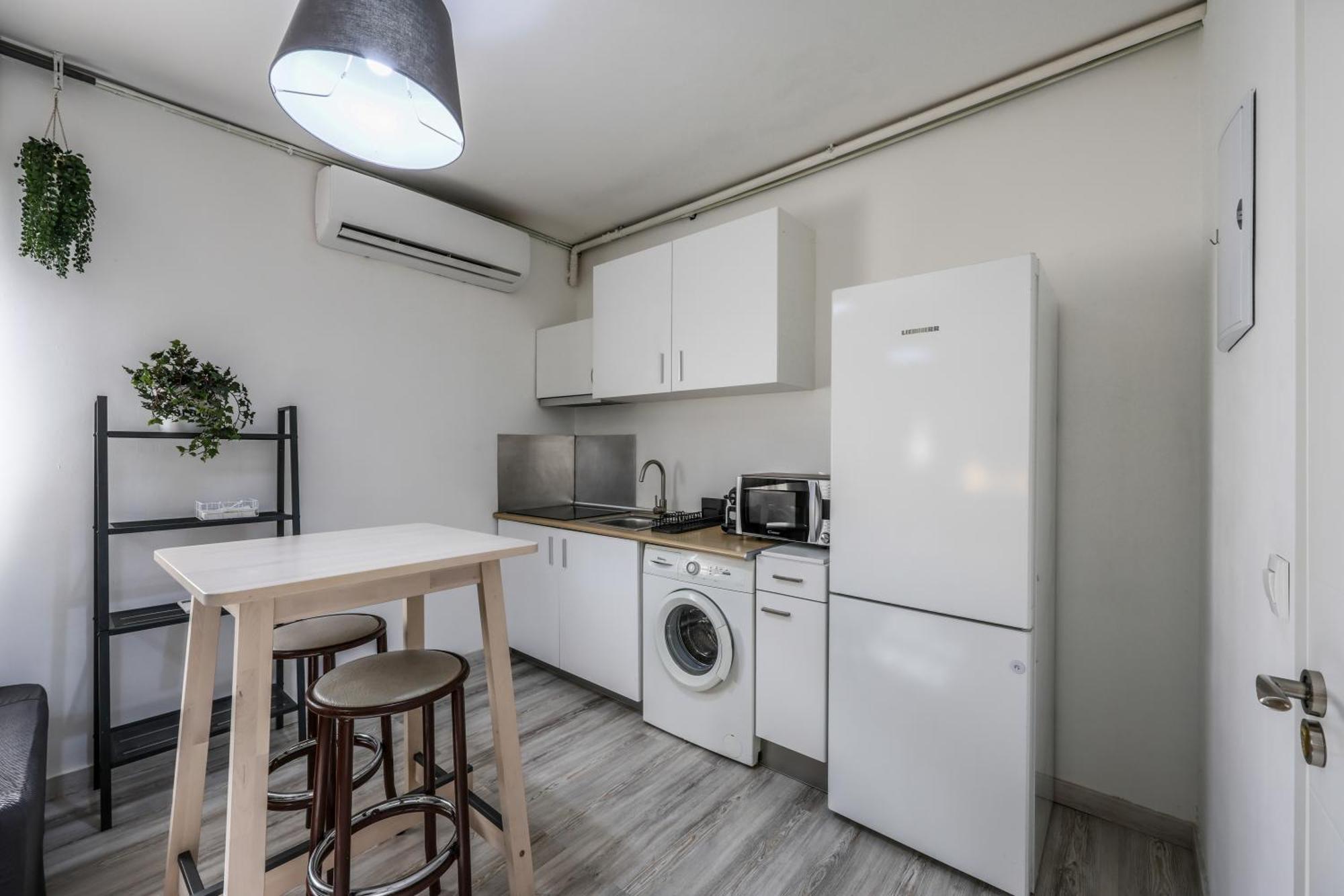 شقة Algaba 28 Estudio San Isidro-Oporto-Vistalege مدريد المظهر الخارجي الصورة
