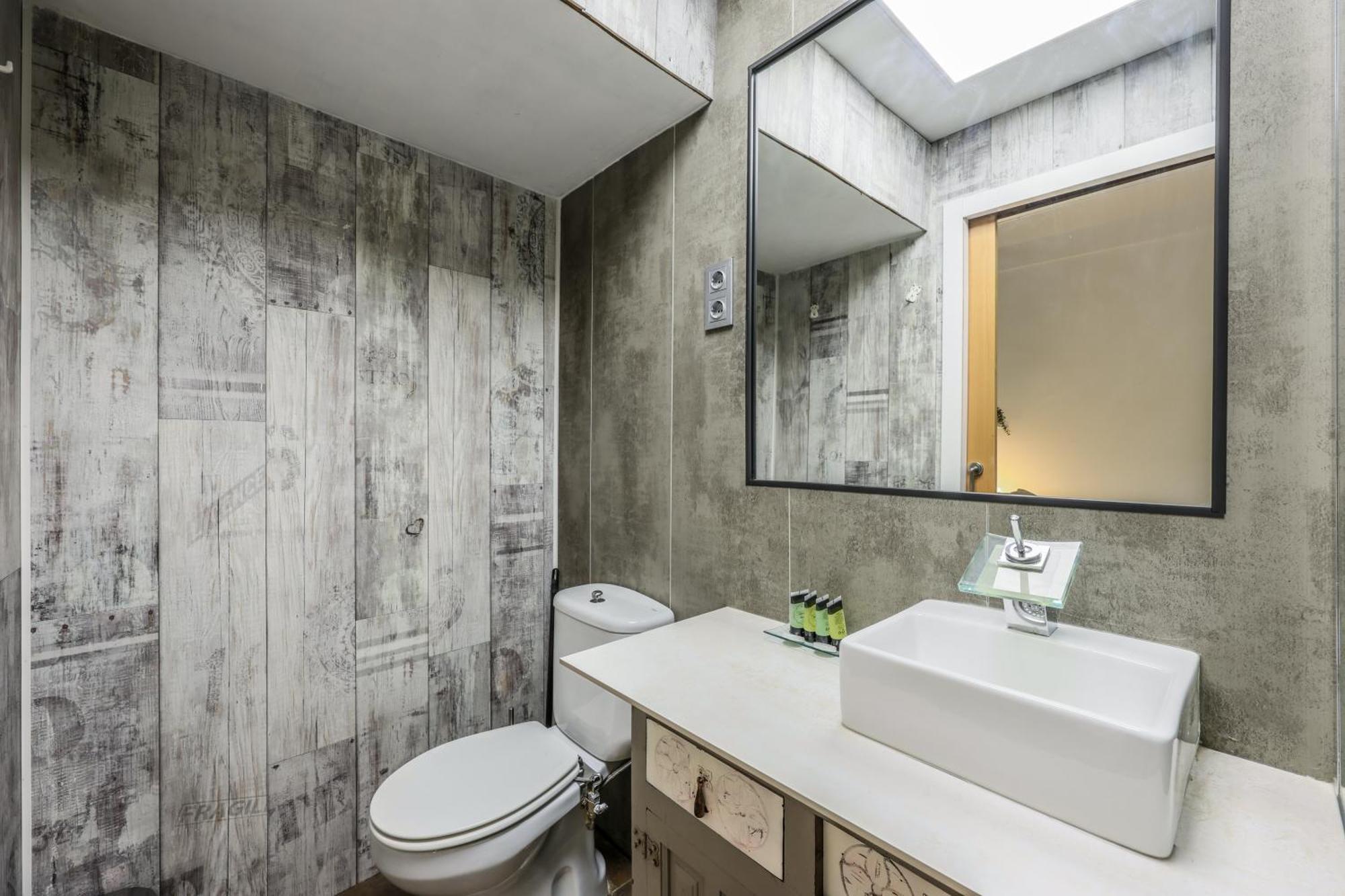 شقة Algaba 28 Estudio San Isidro-Oporto-Vistalege مدريد المظهر الخارجي الصورة